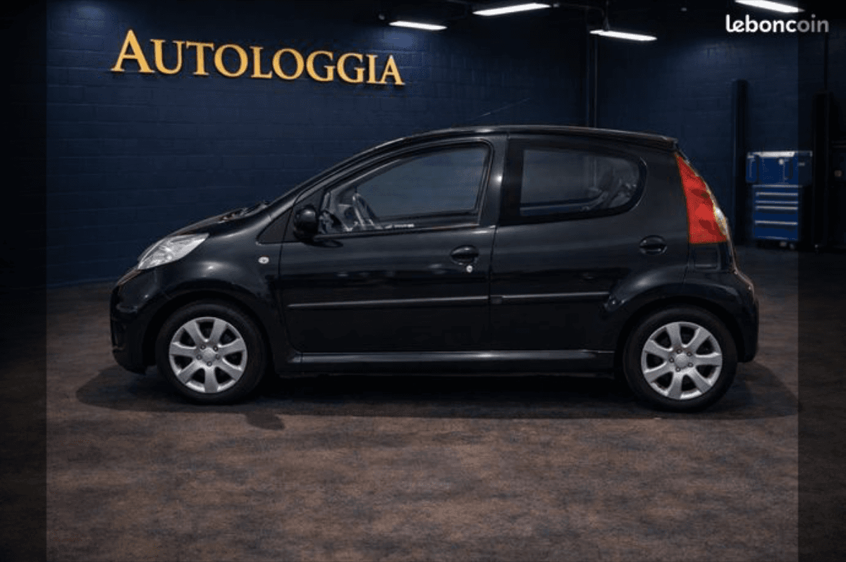 Peugeot 107 5P CLIM — vue 2