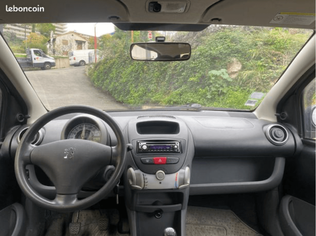 Peugeot 107 5P Superbe Etat — vue 5